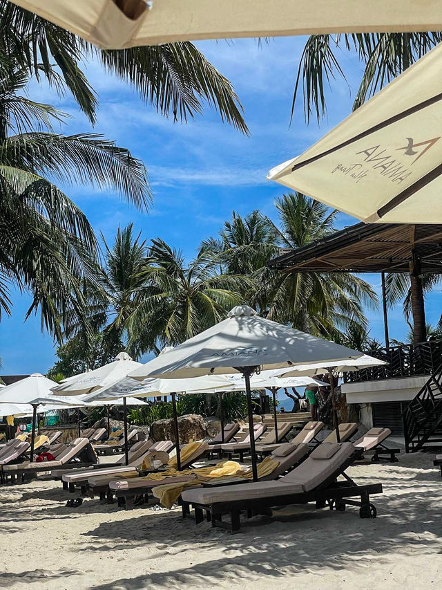 Infinity pool overlooking the sea at luxury day pass Nha Trang