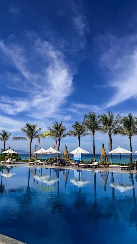 Quiet budget resort Tuana Hotels Cam Ranh with buffet meals and pool

