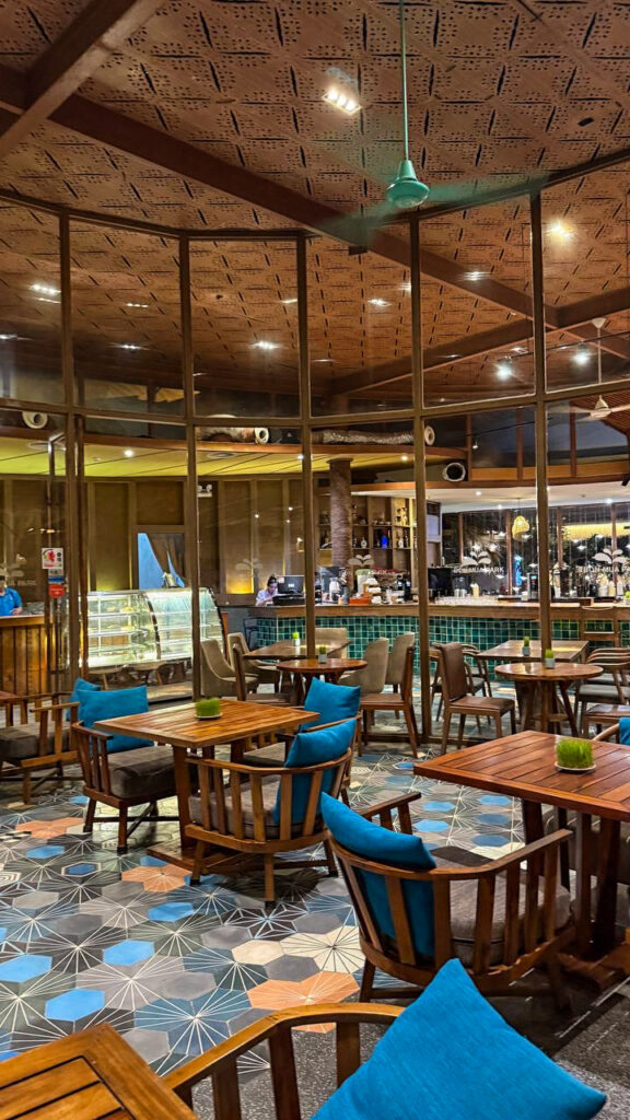 Four Seasons Seafood and Fusion beachfront dining Nha Trang