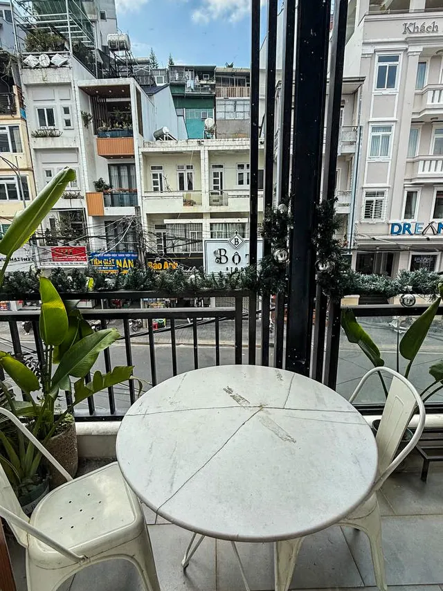 Trang's Cookery breakfast egg coffee Da Lat Vietnam
