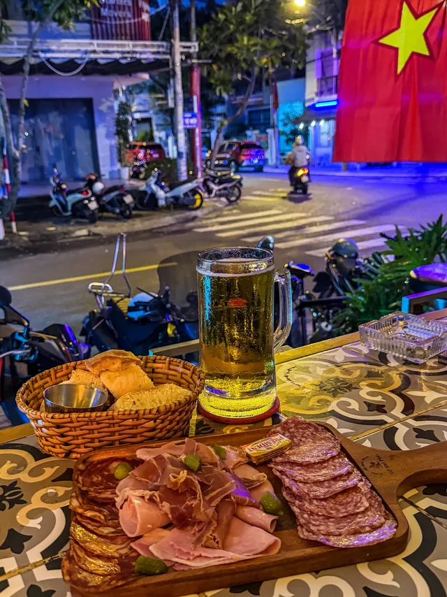Billiards, board games & late-night steaks – Time House Bistro, Nha Trang