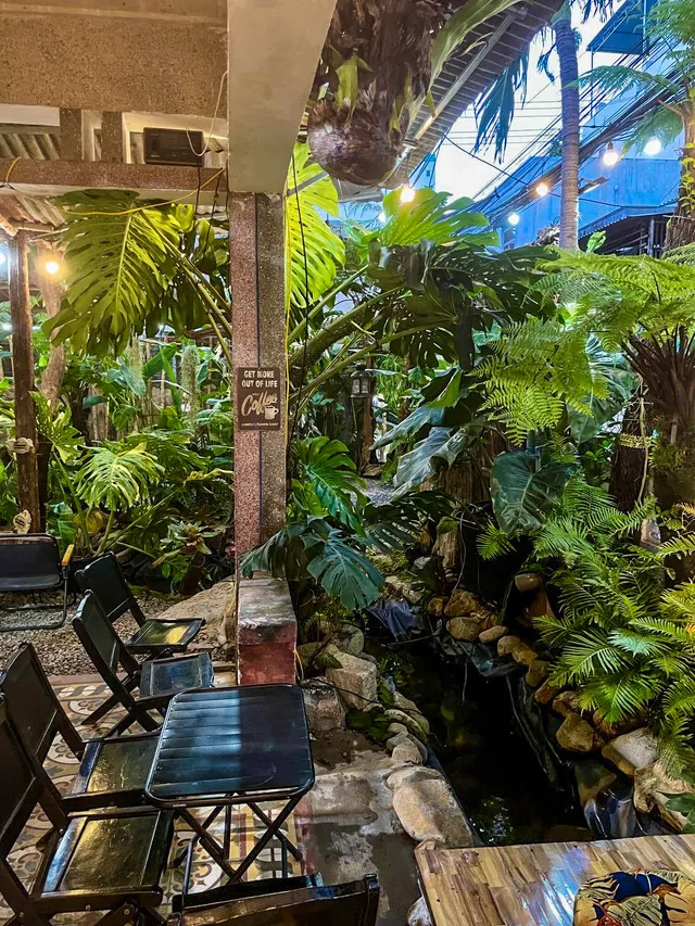 Mua Coffee & Tea secret garden cafe hidden Nha Trang