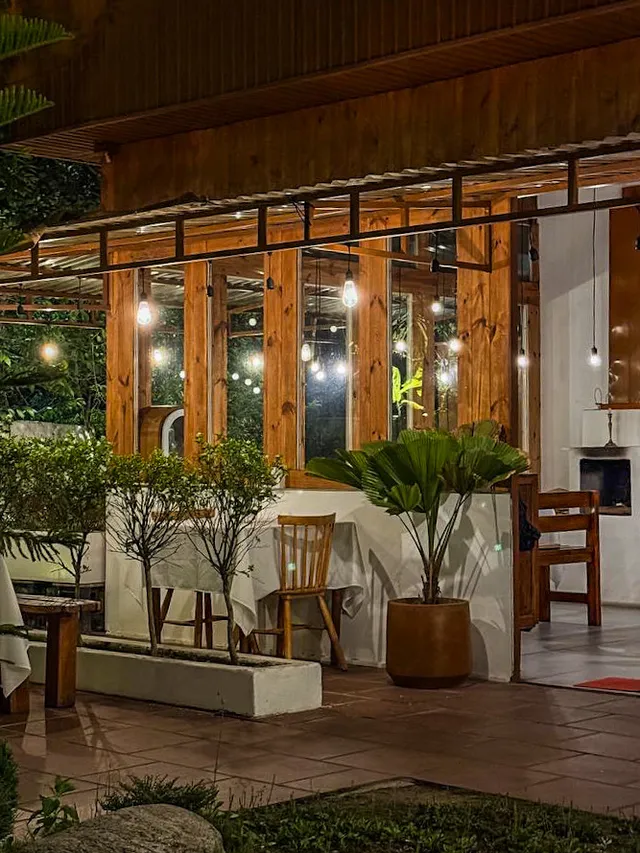 Chill Chill Eatery secret garden steak restaurant Da Lat Vietnam