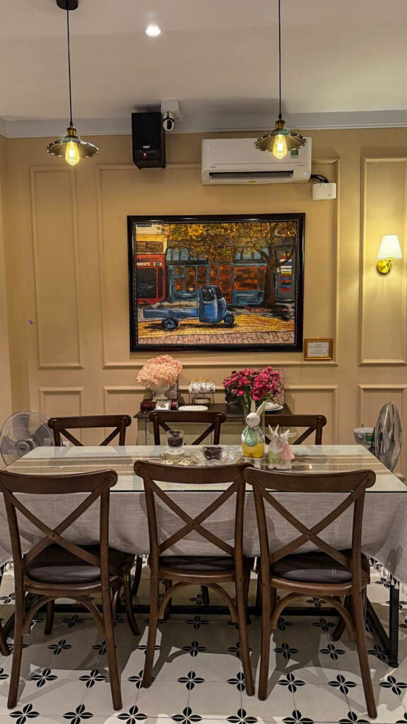 Charmant Cafe and Gallerie Parisian balcony Nha Trang