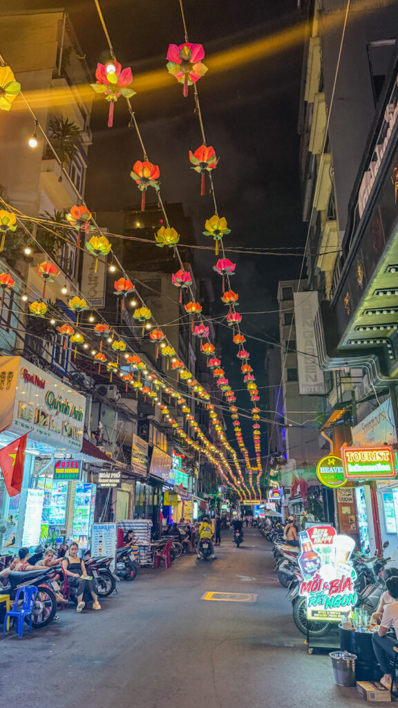 Chứa An Lạc quiet temple street with Buddhist pagoda and incense Saigon