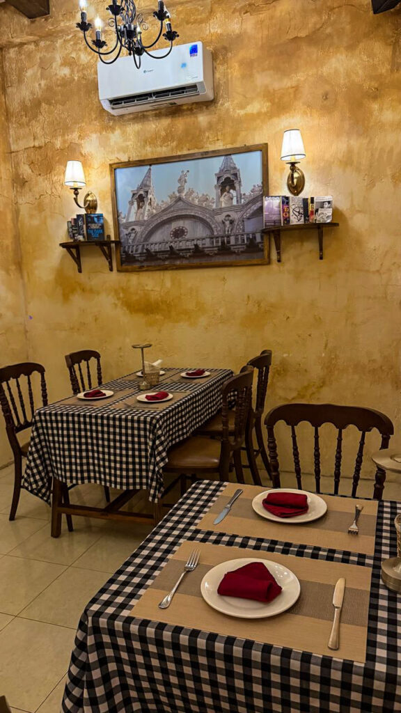 MaXi's steakhouse hidden dinner spot Nha Trang
