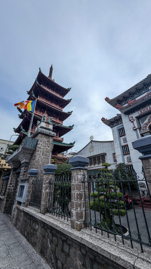 Chùa Ấn Quang multi-tiered roof and peaceful courtyard District 10 Saigon