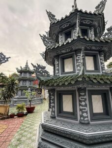 Nghĩa Minh Ni Tự Pagoda (Nha Trang) — Peaceful Pagoda