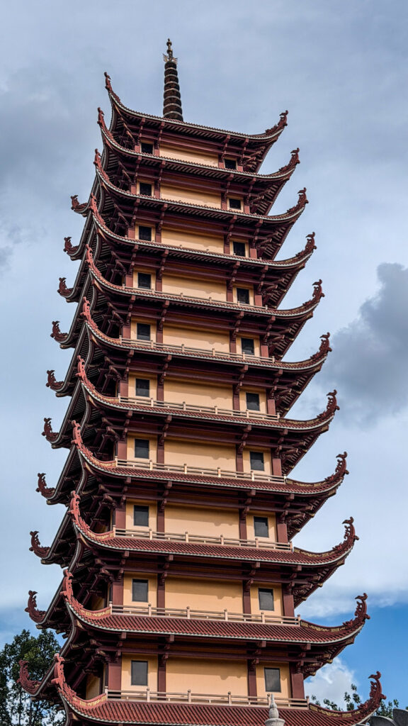 Việt Nam Quốc Tự Saigon seven-storey stupa and bell tower in District 10