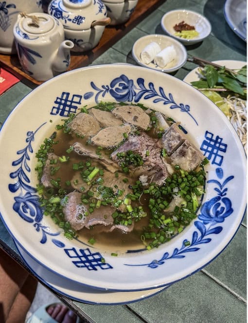 Vietnamese food spots Saigon
