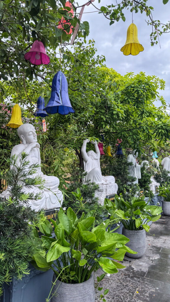 Chùa Mỹ Khê evening chants and night lights Da Nang