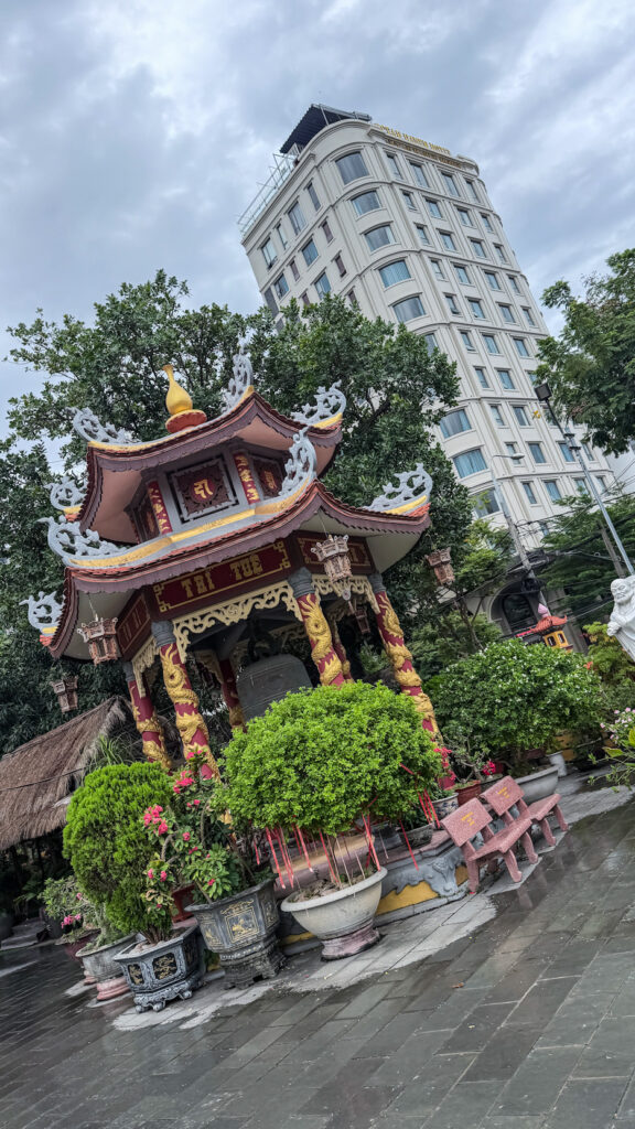 Chùa Mỹ Khê evening chants and night lights Da Nang