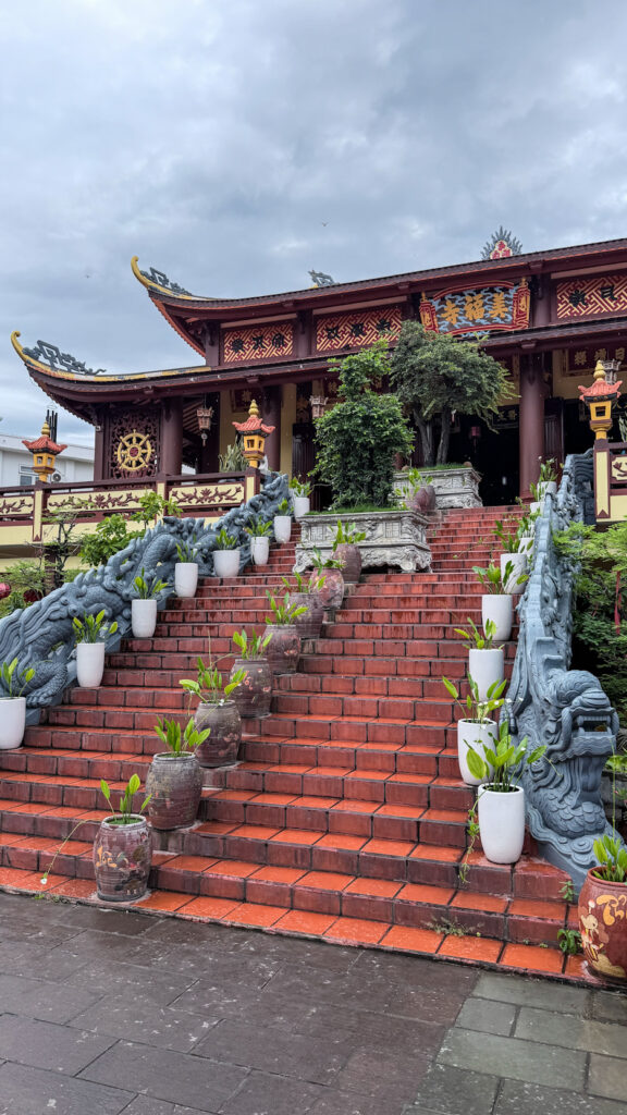Chùa Mỹ Khê evening chants and night lights Da Nang