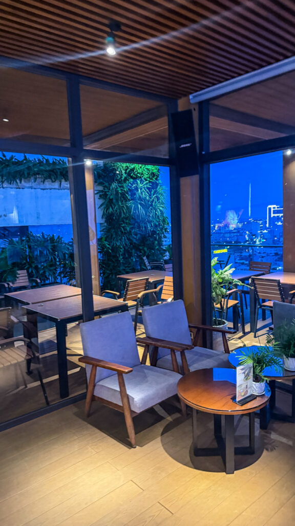Mauna Kea Skybar pool and panoramic ocean view Da Nang