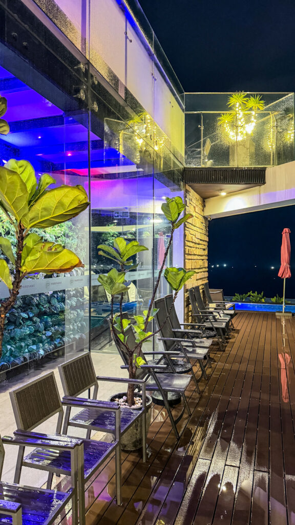 Sky 21 Bar Parosand Hotel oceanfront rooftop view Da Nang