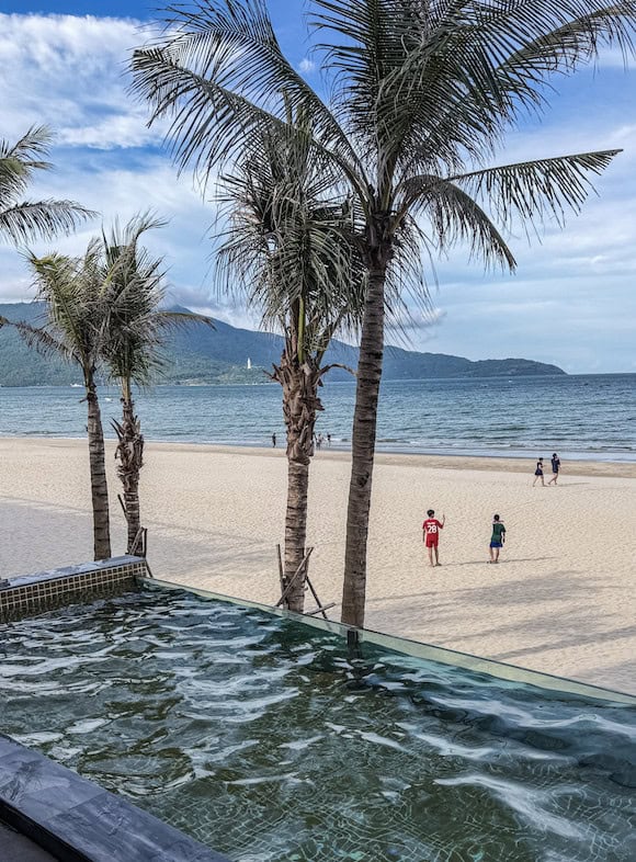 Unveil 11 Ultimate Beachfront Gems Along My Khe’s Stunning Stretch