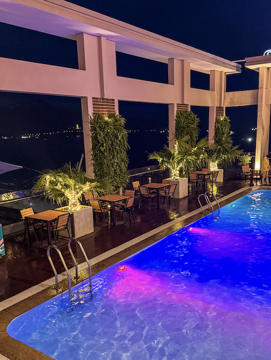 Ultimate Guide to the 5 Oceanfront Rooftops in Da Nang