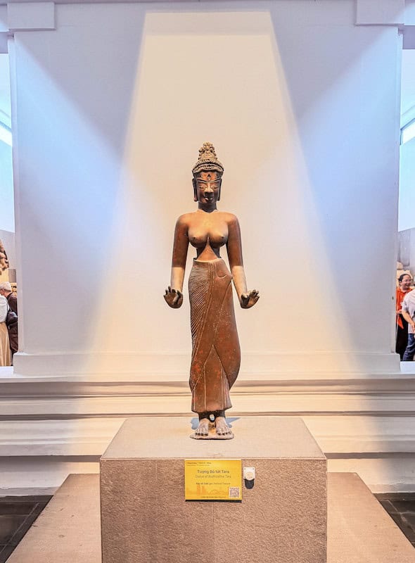 How to Score 1,000-Year Sculptures in Da Nang for $2.30