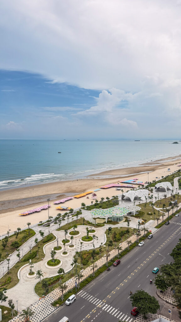 Sky Bar in Vung Tau with rooftop pool and sea view