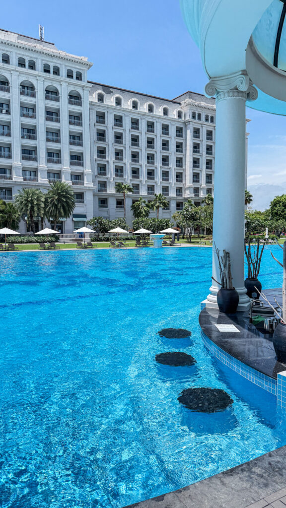 Sheraton Pool Bar Phu Quoc poolside cocktails at Long Beach resort