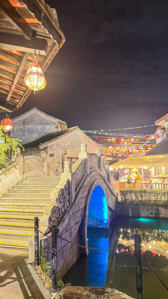 Mini-show performance at Hội An Impression Theme Park with traditional Vietnamese costumes