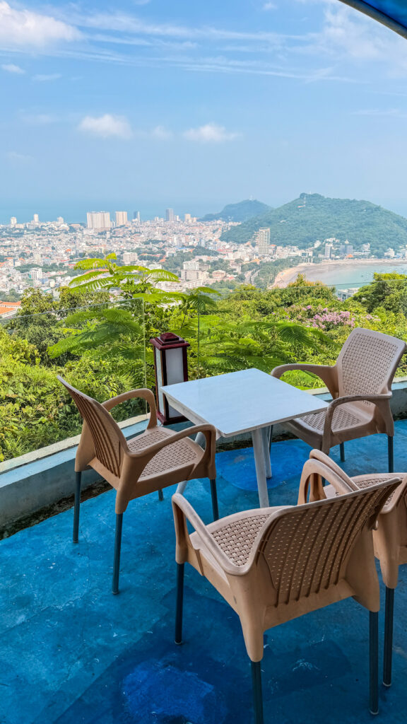 Café at Hồ Mây Park overlooking Vung Tau