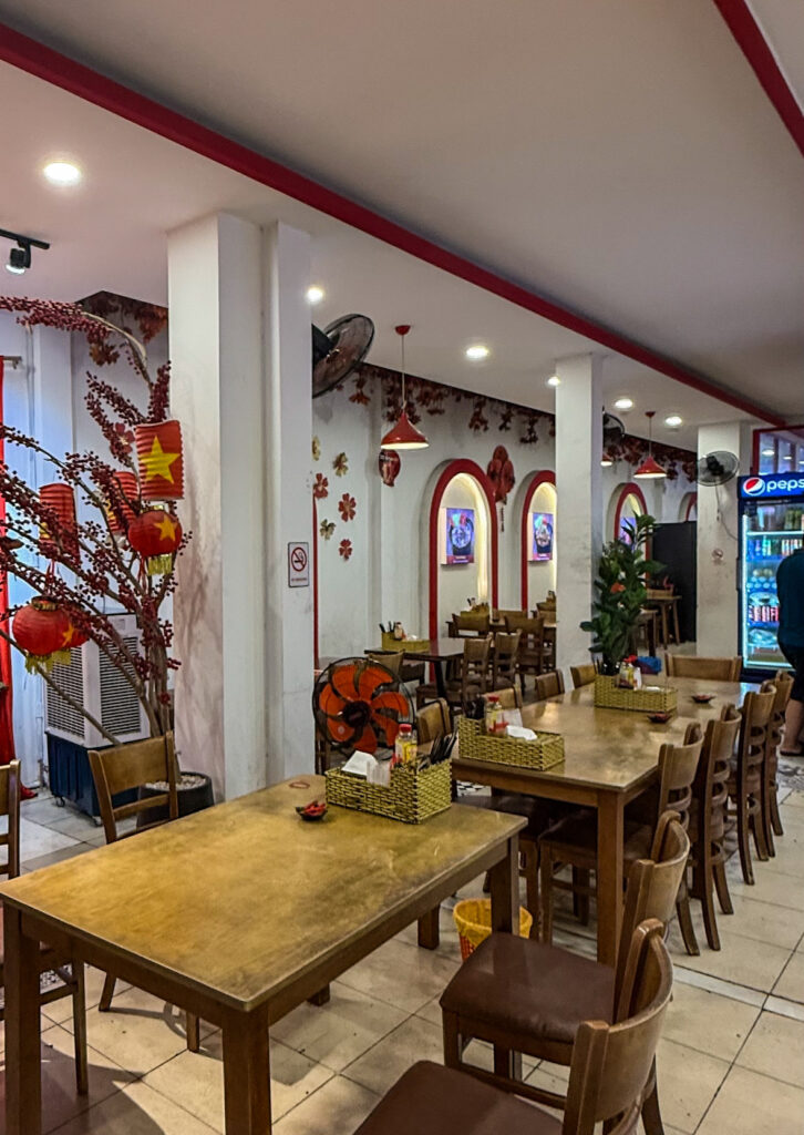 Cơm Thổ Anh Nguyễn crispy rice and pork Nha Trang
