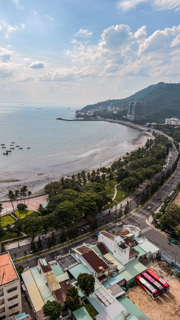 Breeze Rooftop Bar in Vung Tau with city views