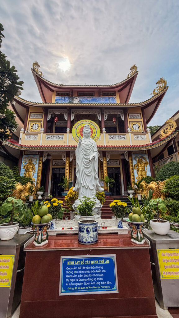 Vung Tau temple and pagoda along Ha Long Road