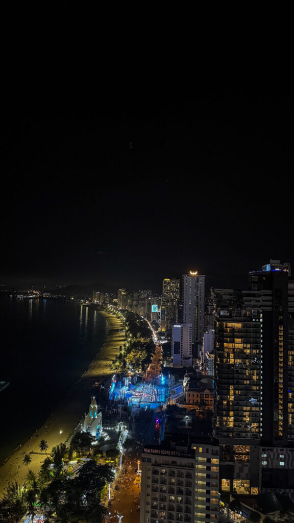 Skylight Nha Trang 43rd floor Skywalk and panoramic view

