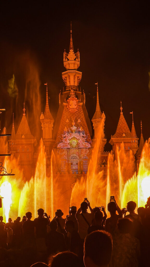 ONCE Show VinWonders Phu Quoc water and light spectacle at night