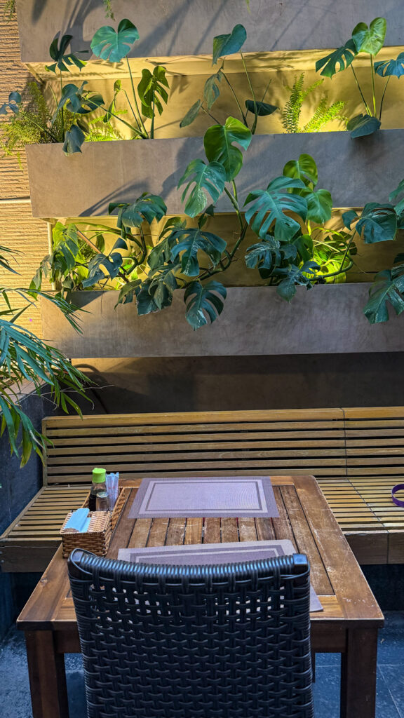 An Lam Vietnamese Cuisine extensive menu and business lunch Nha Trang