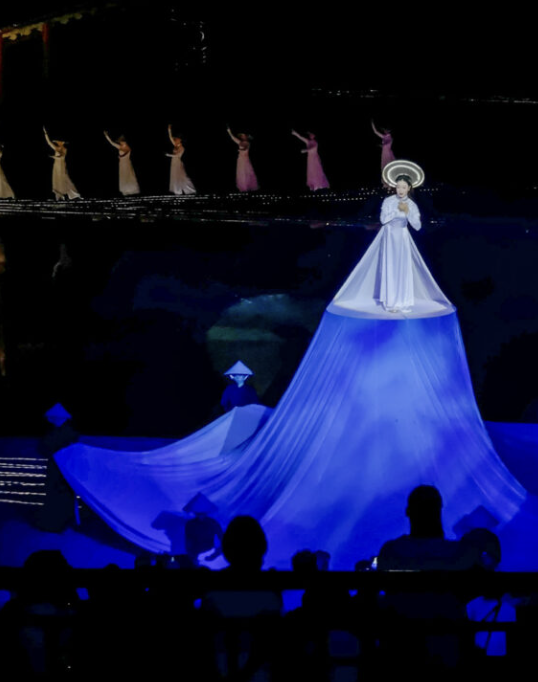 The Ultimate Hội An Memories Show: 500 Performers, 400 Years of History, a Stage on the River