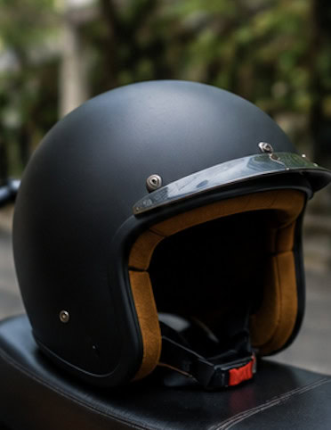 The Essential Guide to Renting the Ultimate Motorcycle Helmet in Vietnam