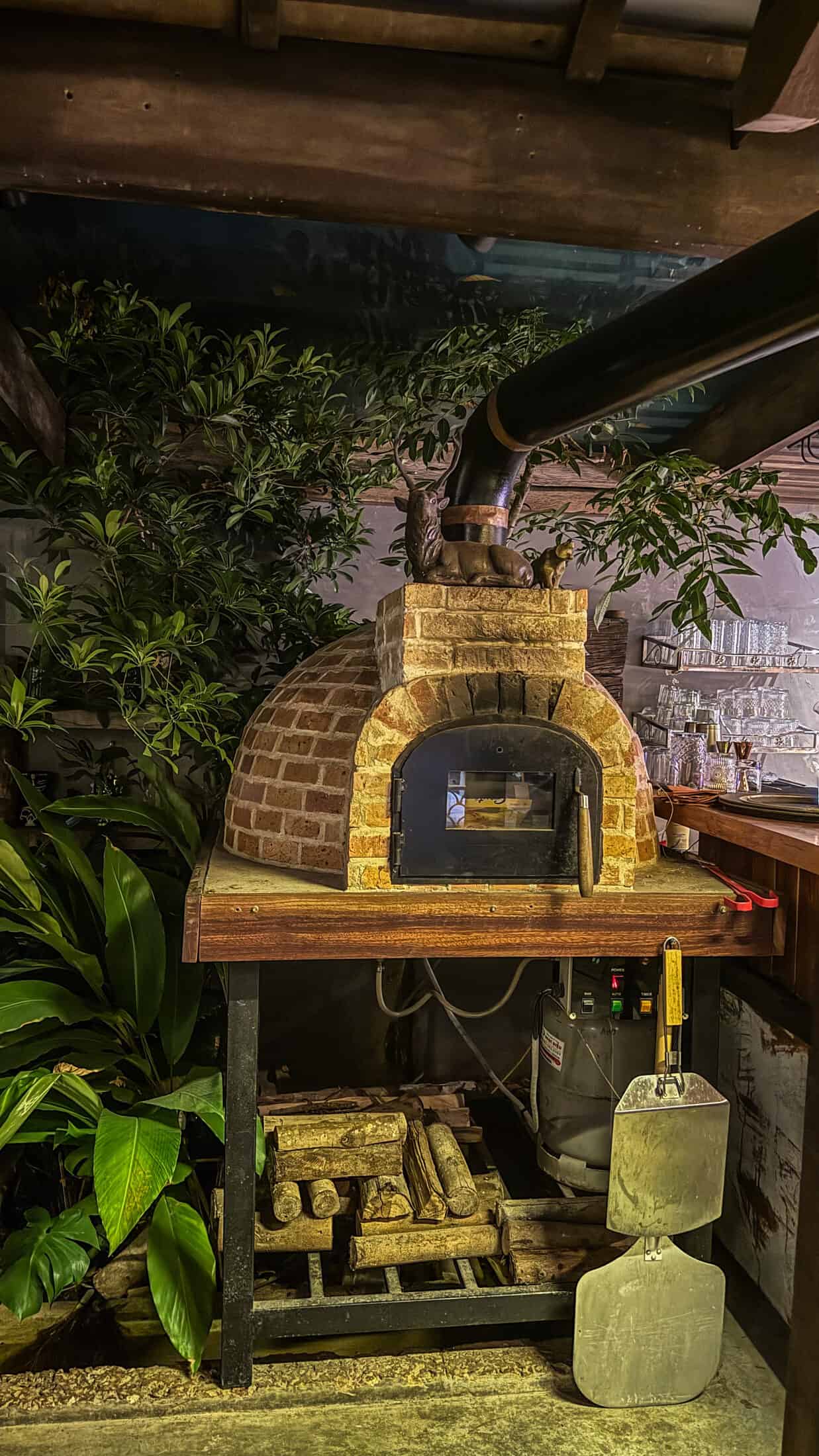 Eighteen Pub, Tuy Hoa
