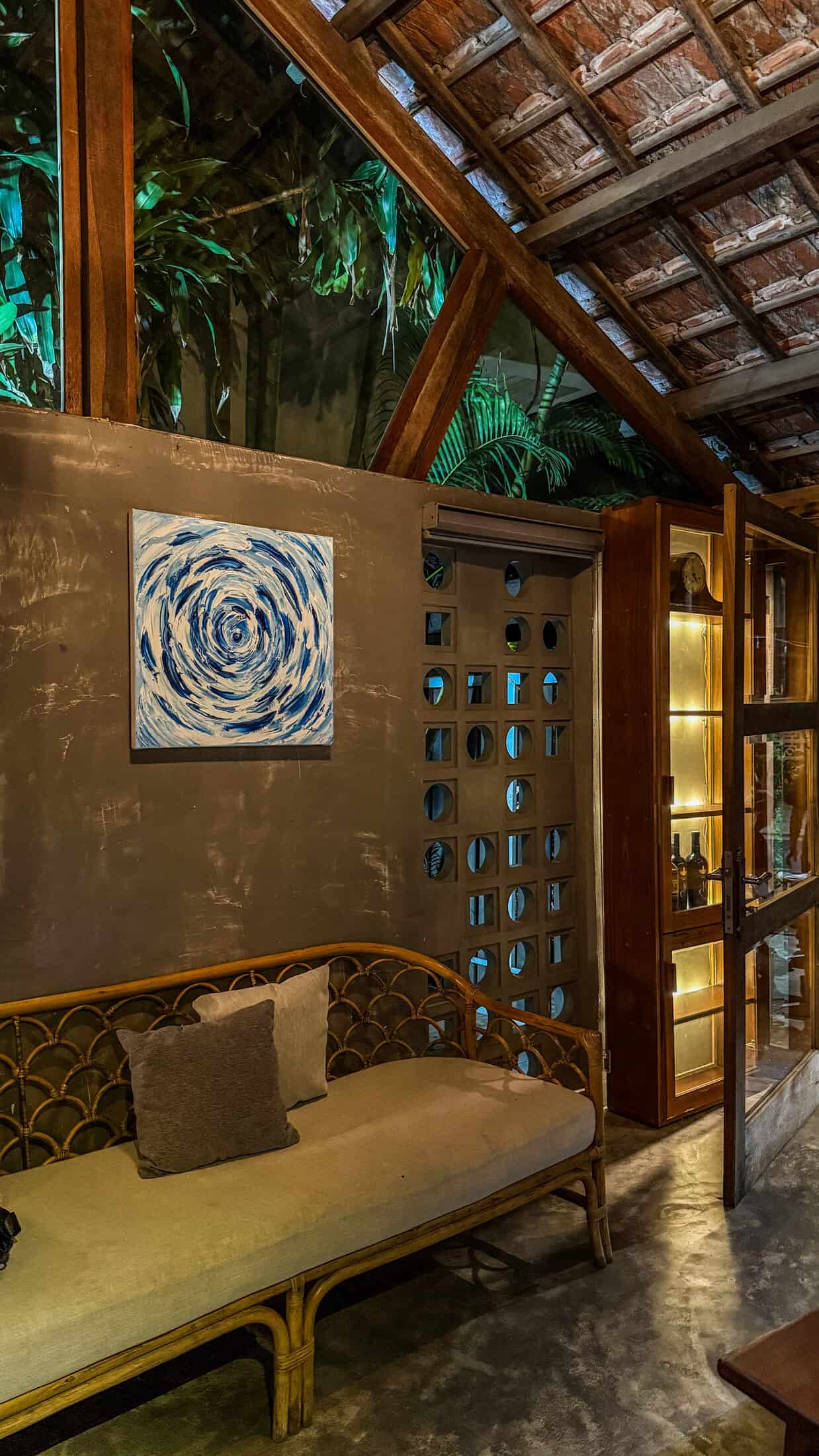 Eighteen Pub, Tuy Hoa