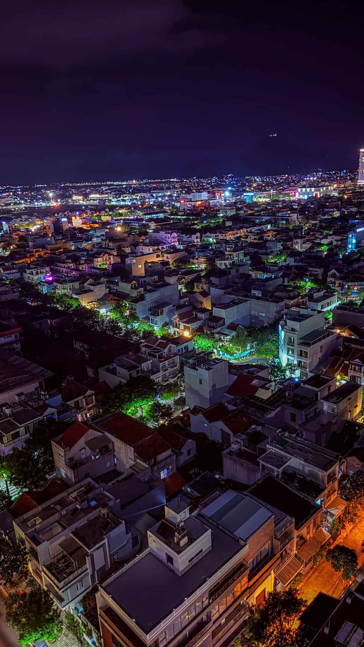 Endless Summer Rooftop Pool & Bar, Tuy Hoa