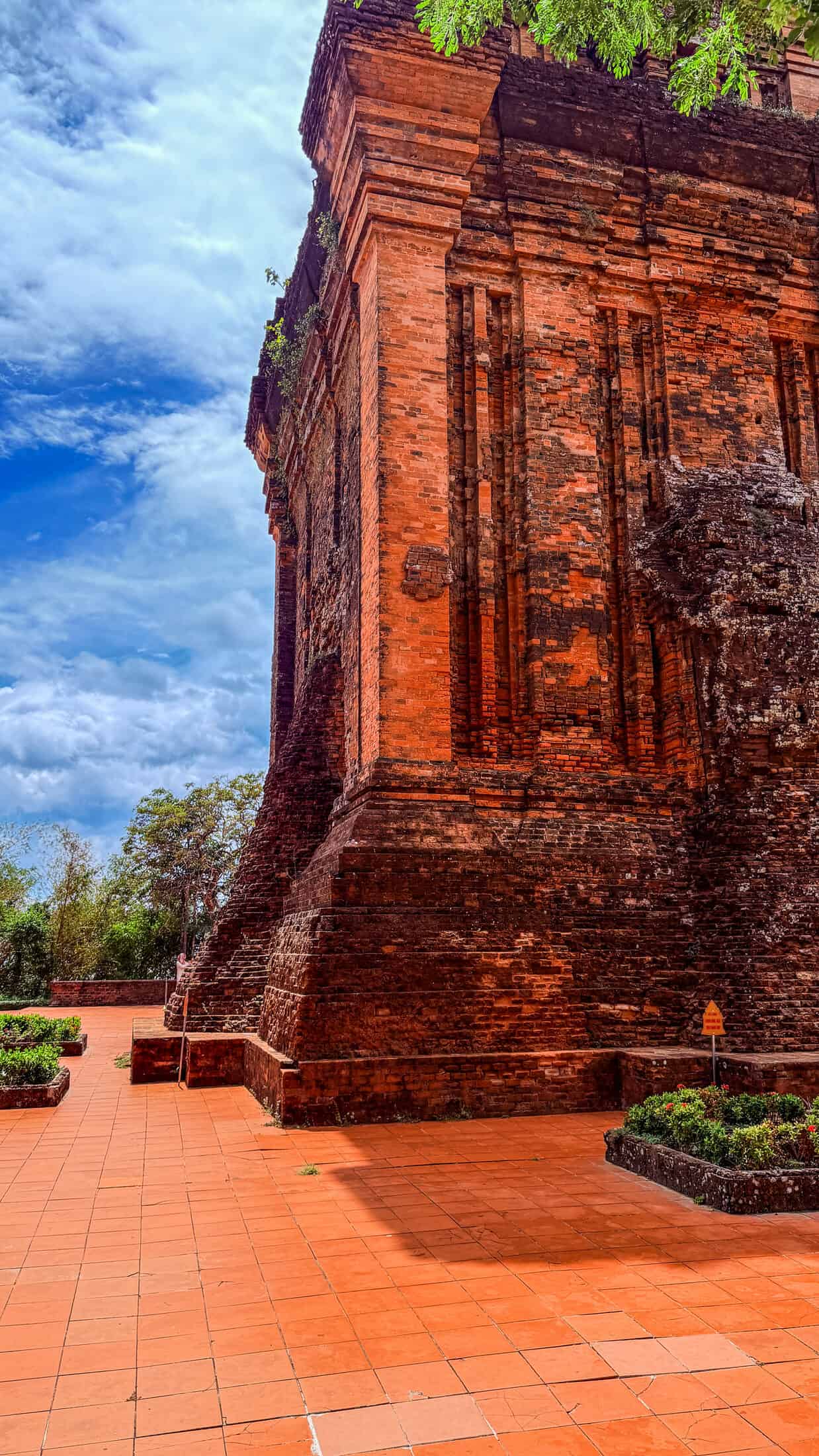Nhan Tower, Tuy Hoa