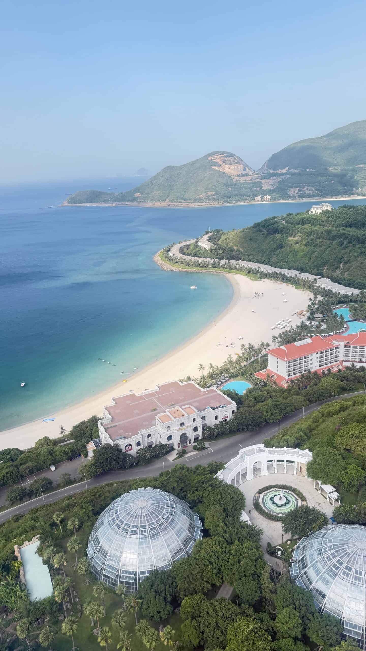 Beach on Hon Tre Island, Vinpearl Nha Trang