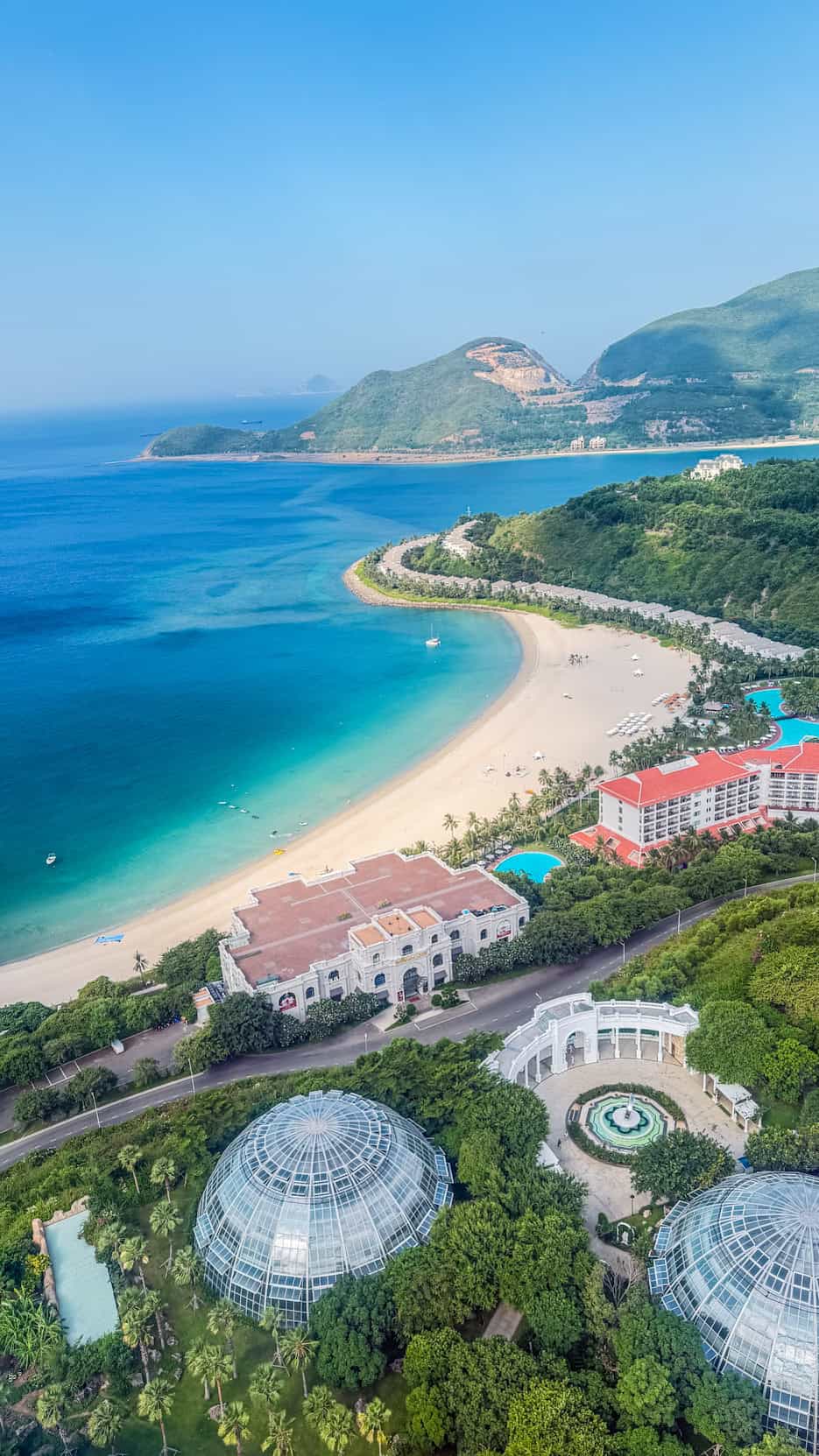 Coastline of Hon Tre Island, Vinpearl Nha Trang