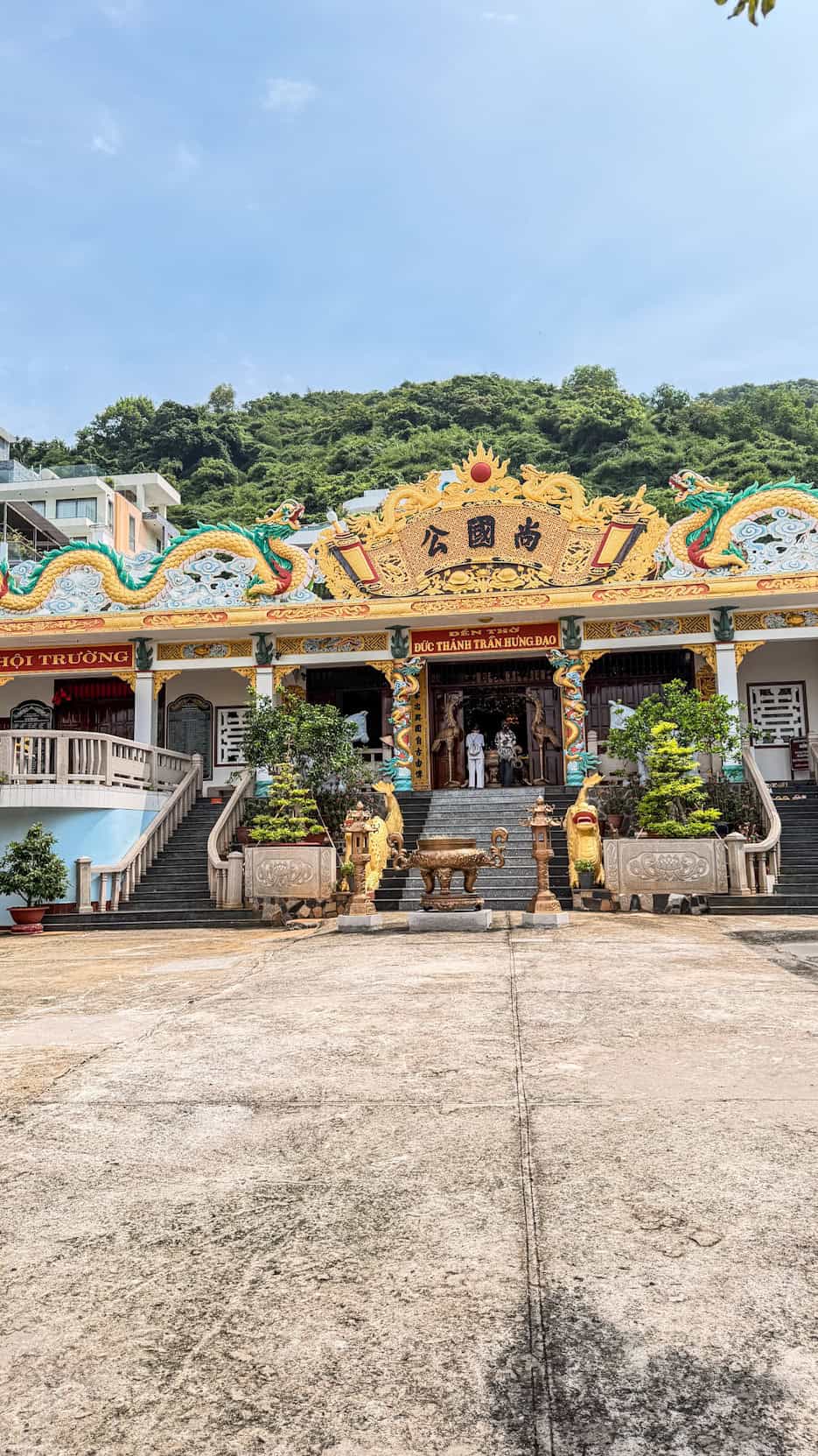 Buddha and dragon decoration at a Vung Tau pagoda