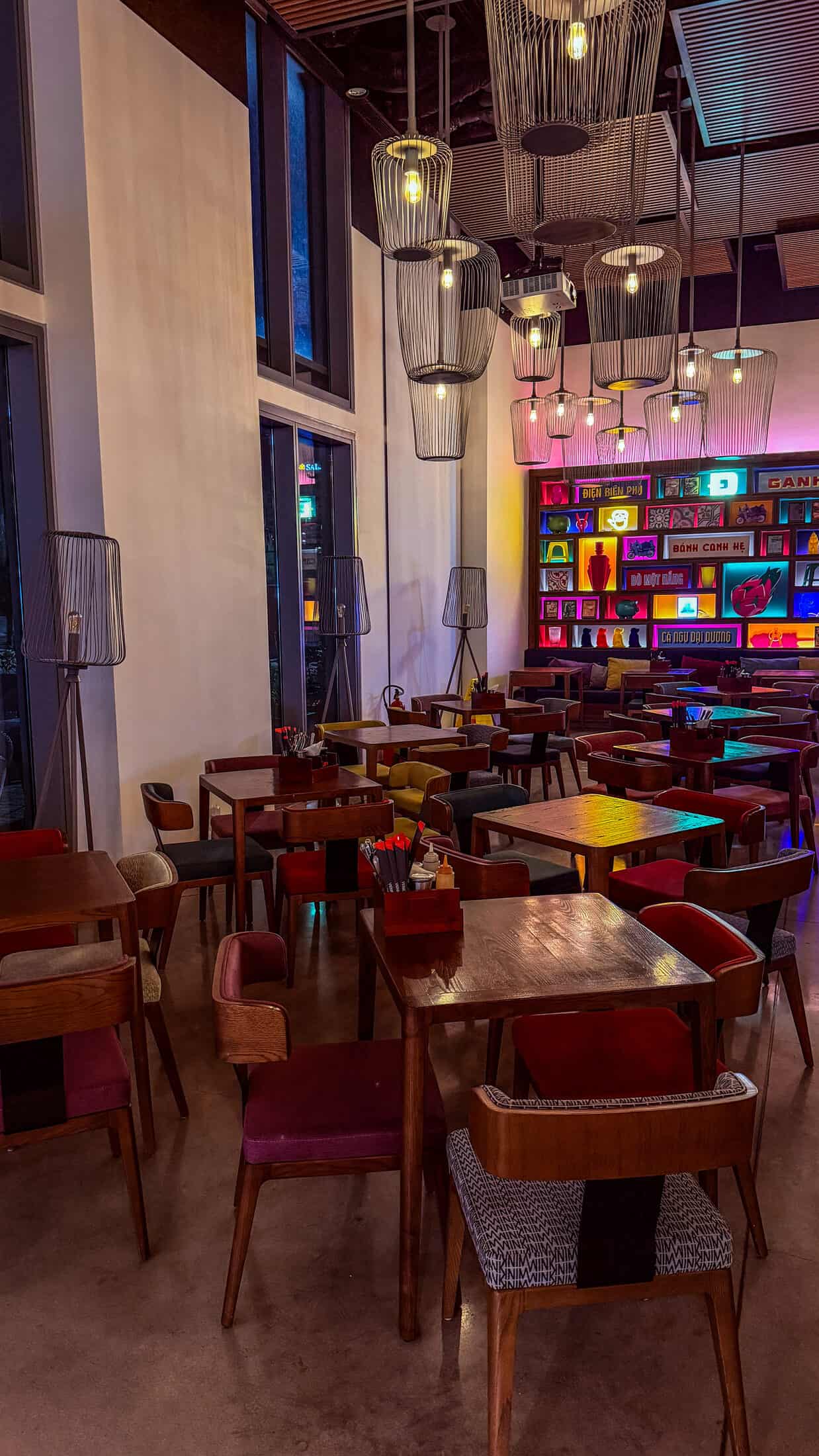 Ground-floor lounge and bar at Wink Tuy Hoa Beach hotel
